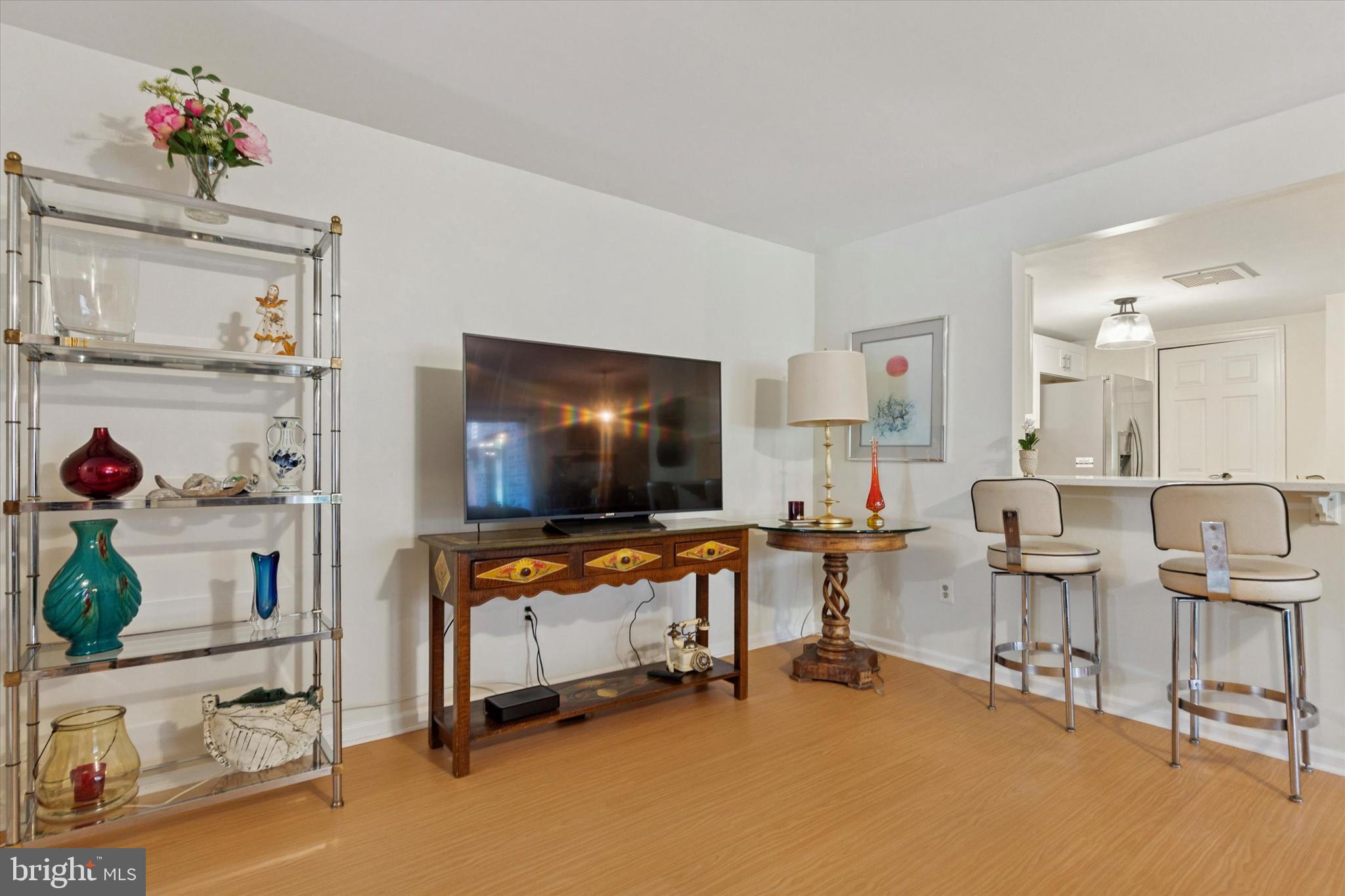 702 MOUNTAINVIEW DRIVE 702