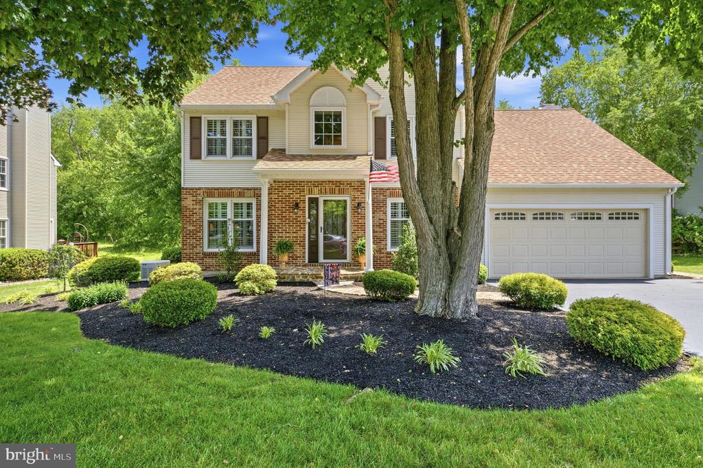 412 DEEP WILLOW DRIVE