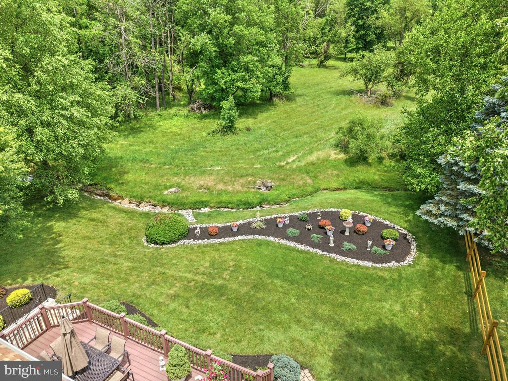 412 DEEP WILLOW DRIVE