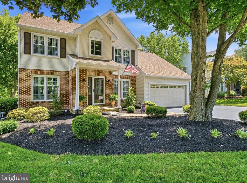 412 DEEP WILLOW DRIVE