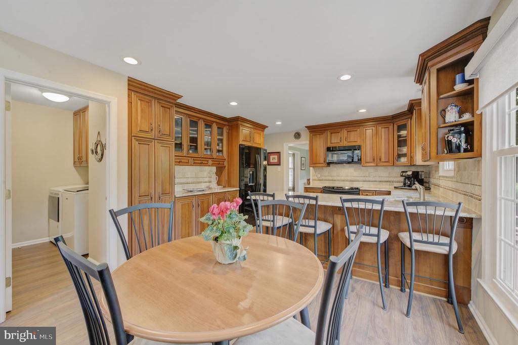 412 DEEP WILLOW DRIVE