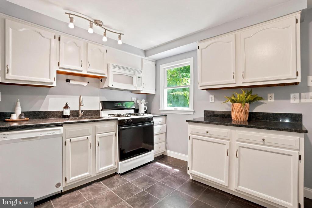 36 FAIRVIEW ROAD