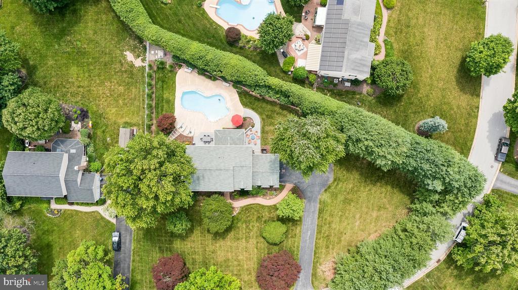 1323 N TULIP DRIVE