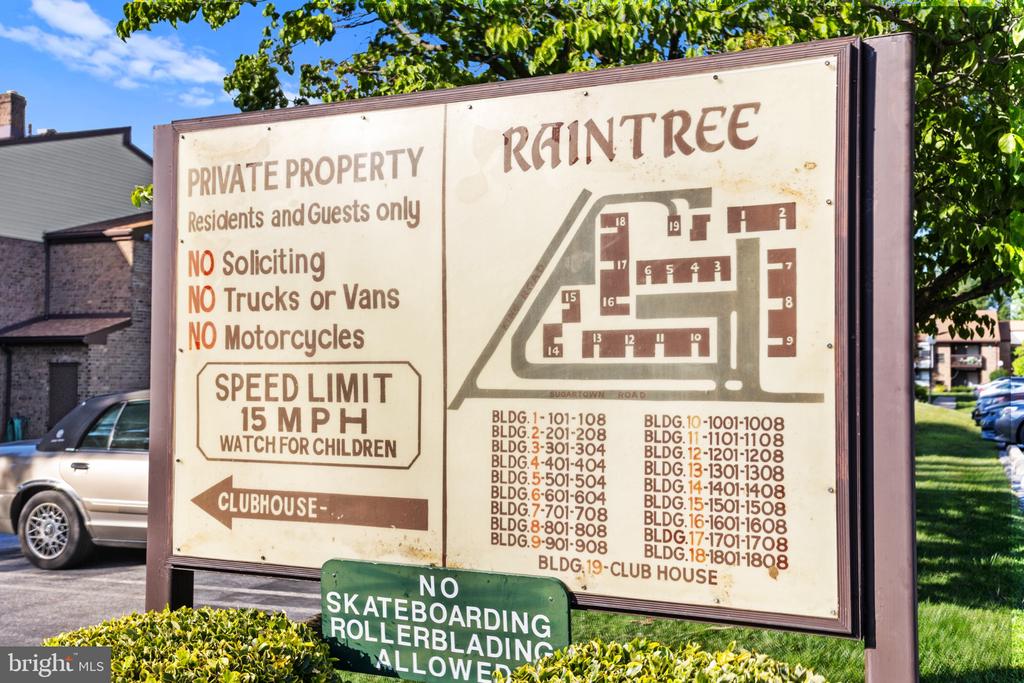 1607 RAINTREE LANE Unit: 1607