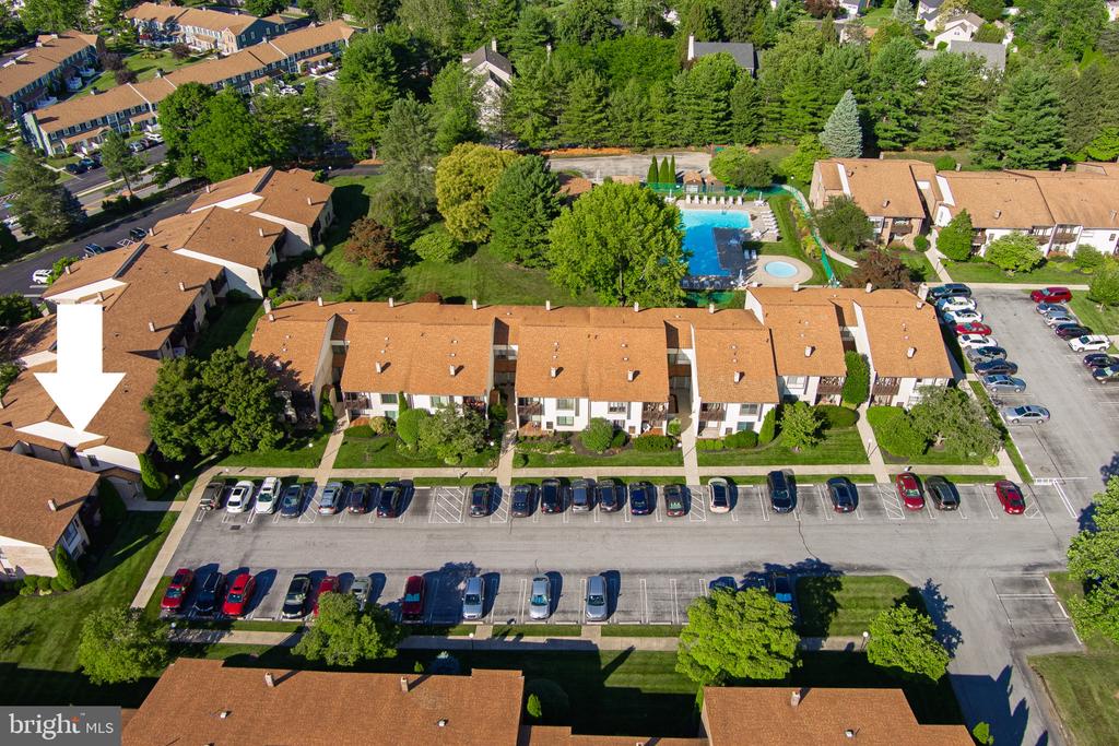 1607 RAINTREE LANE Unit: 1607