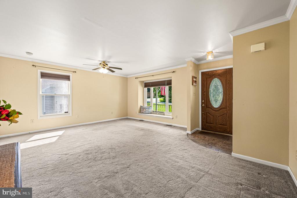 95 GREENVIEW DRIVE