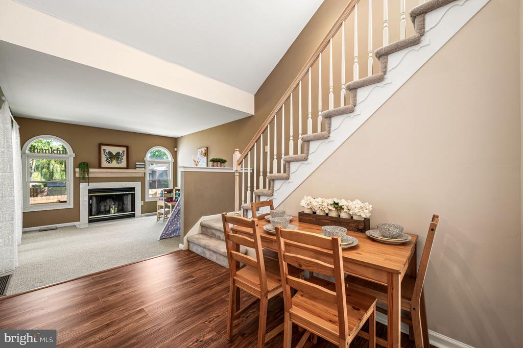 95 GREENVIEW DRIVE