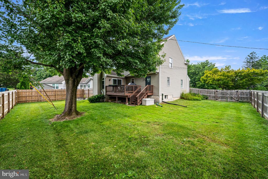 95 GREENVIEW DRIVE