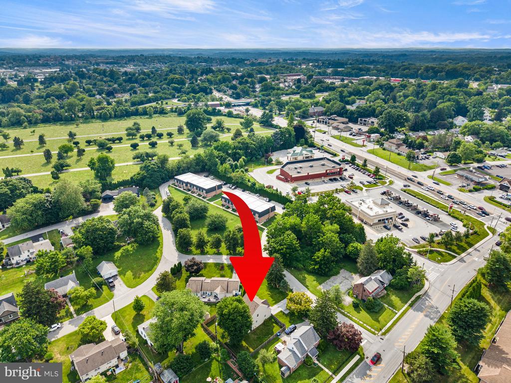 95 GREENVIEW DRIVE