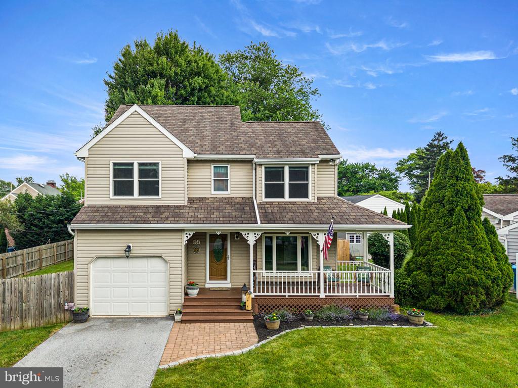 95 GREENVIEW DRIVE