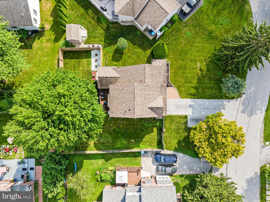 95 GREENVIEW DRIVE