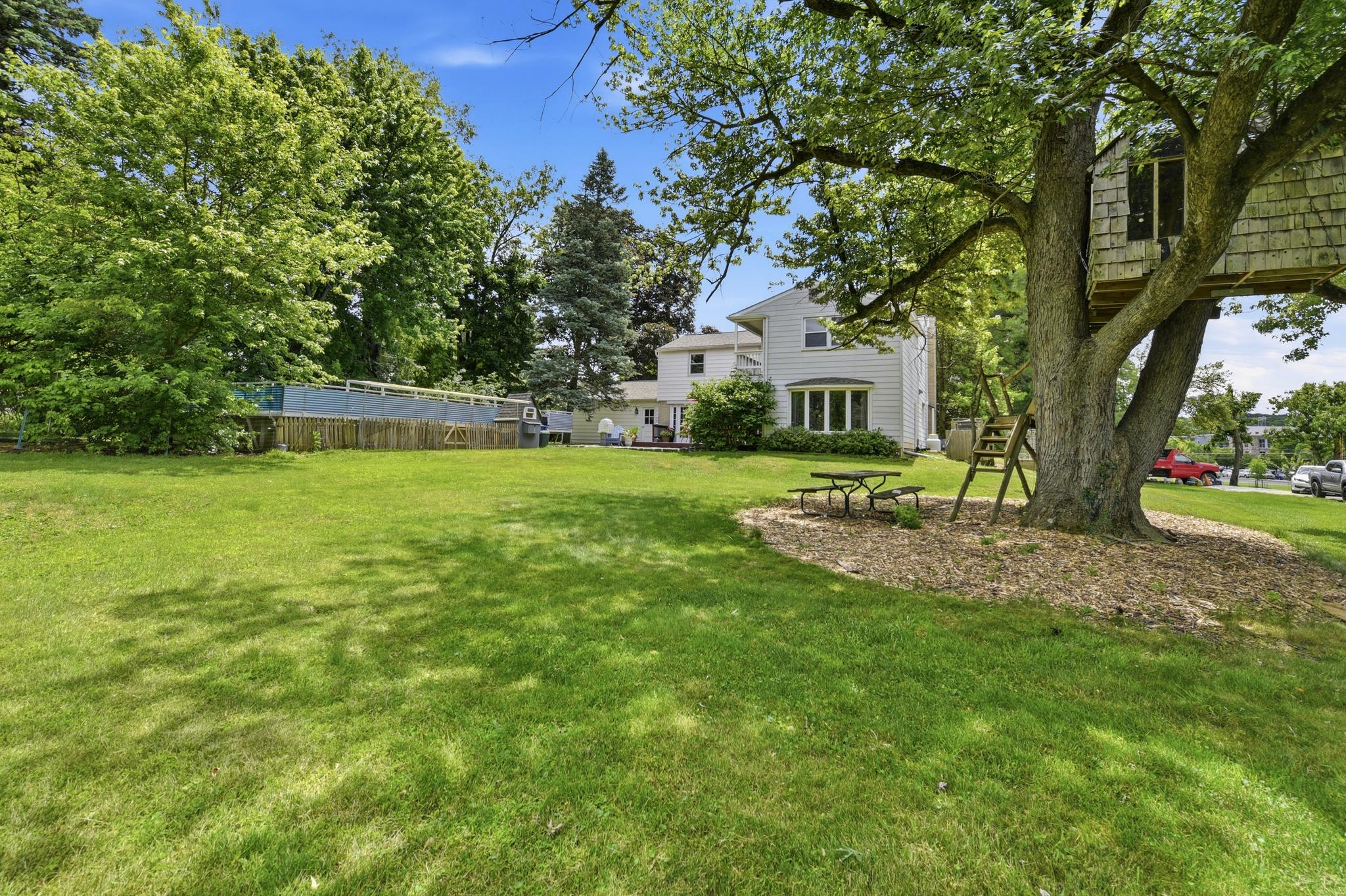 355 SWEDESFORD ROAD
