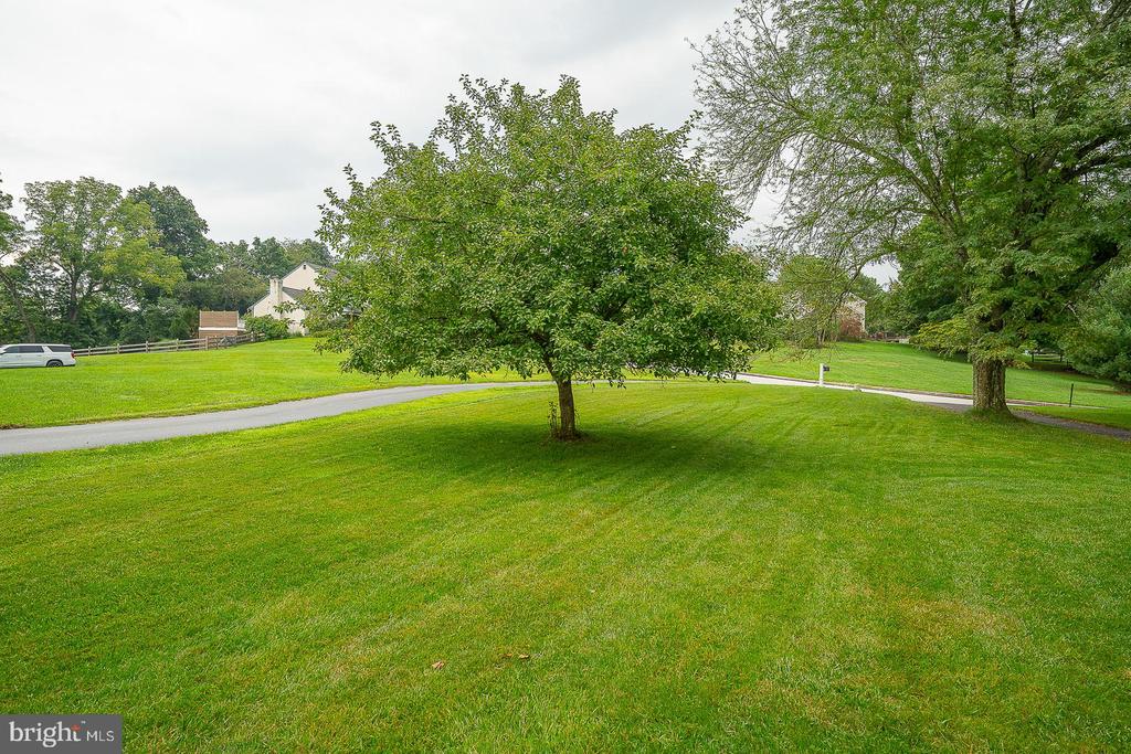 32 HERON HILL DRIVE