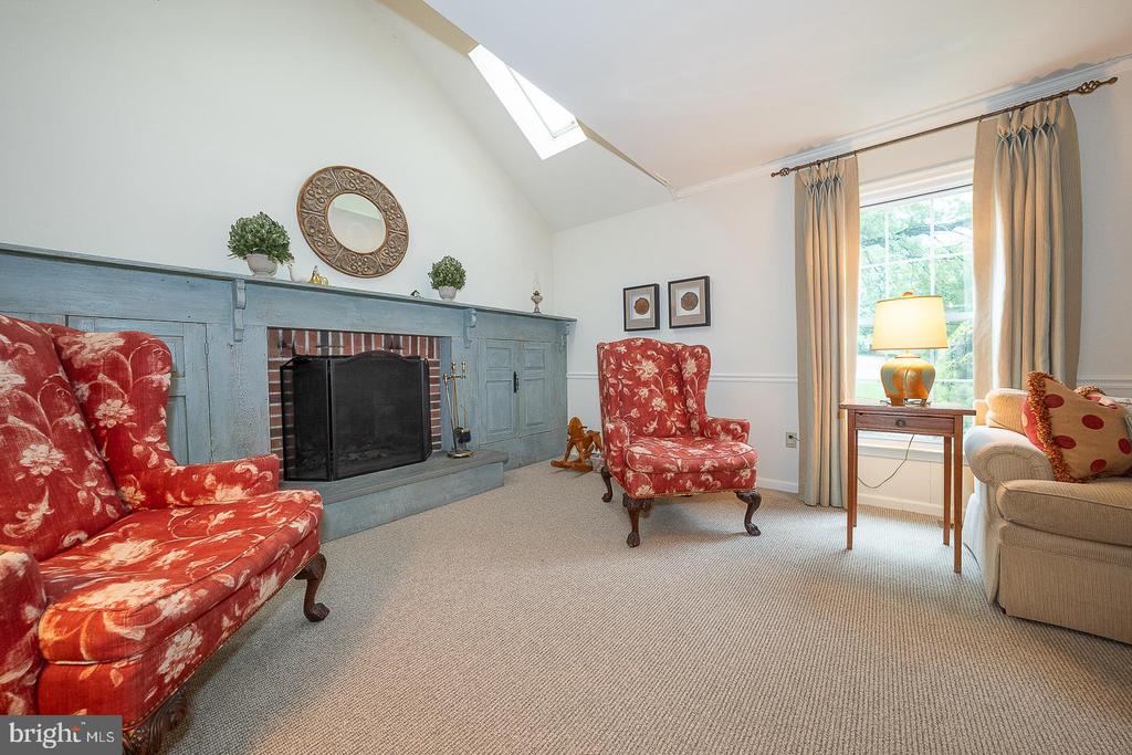 32 HERON HILL DRIVE
