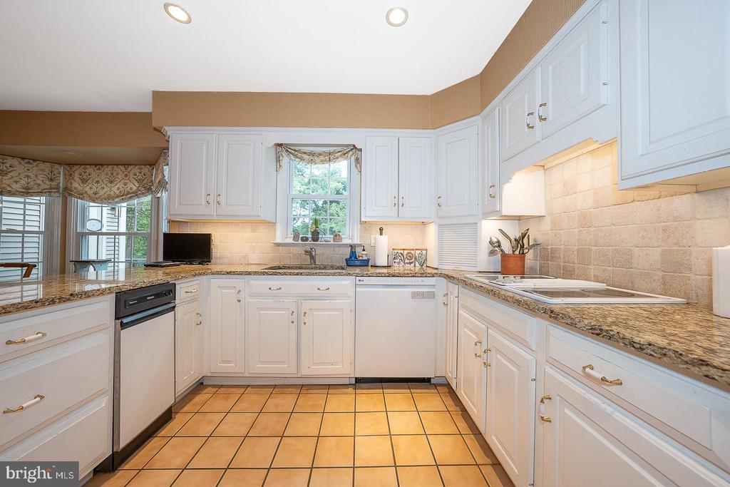 32 HERON HILL DRIVE
