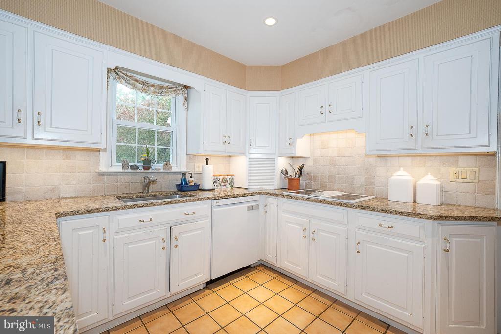 32 HERON HILL DRIVE