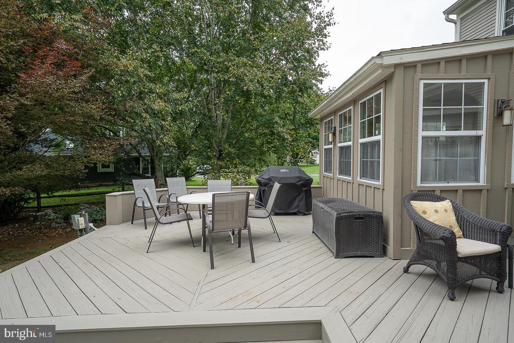 32 HERON HILL DRIVE