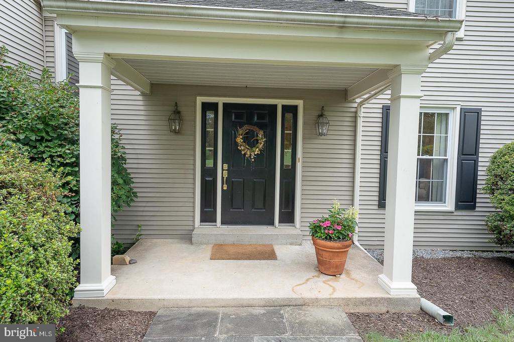 32 HERON HILL DRIVE