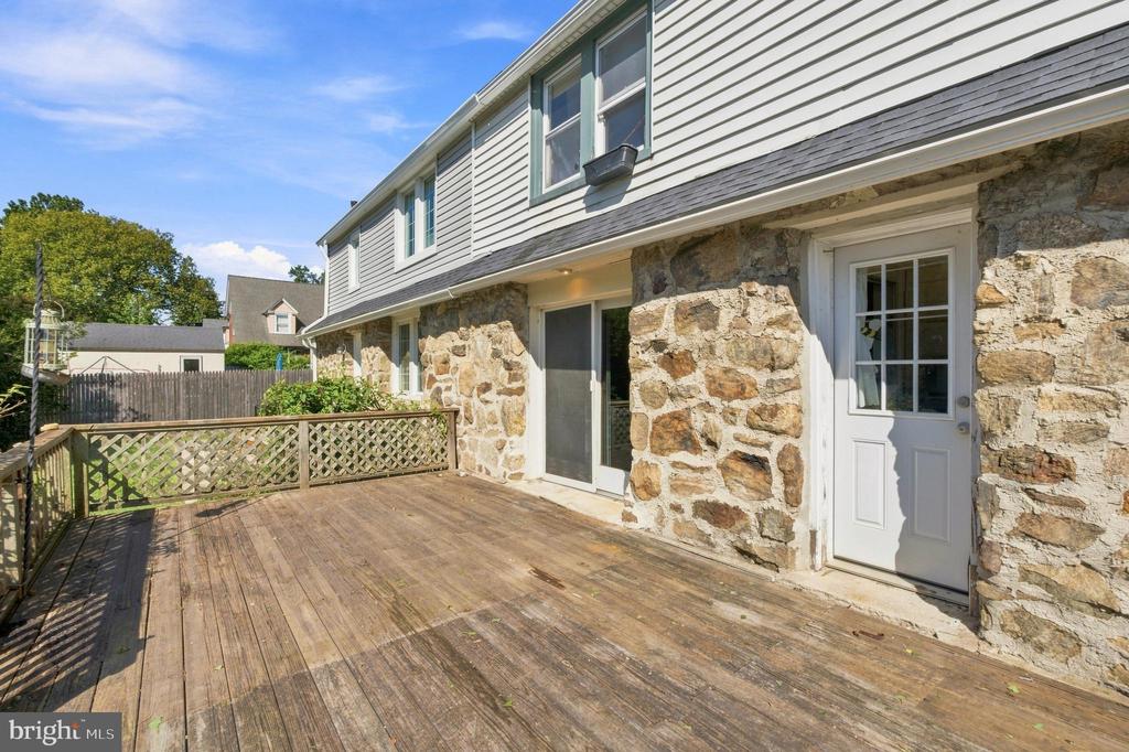 1117 OLD LANCASTER ROAD