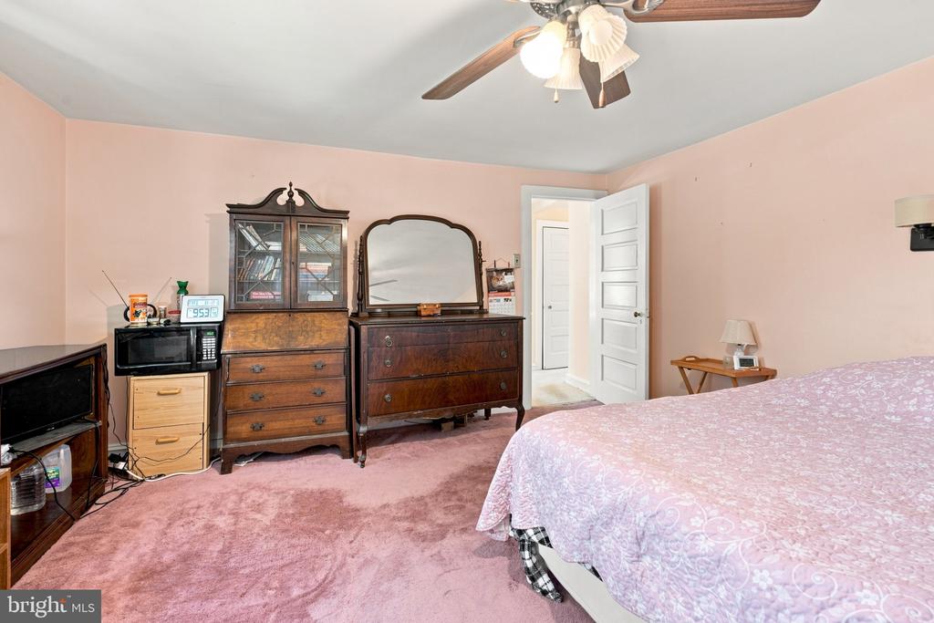 1117 OLD LANCASTER ROAD