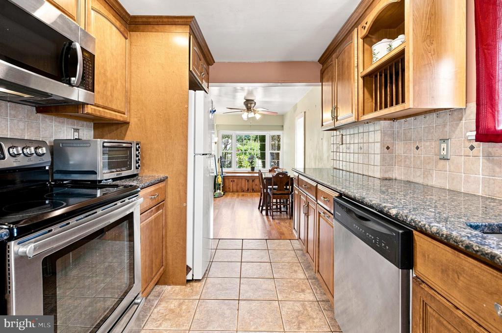 1117 OLD LANCASTER ROAD