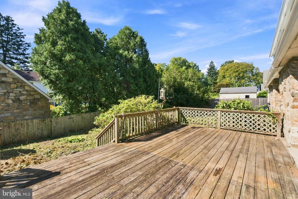 1117 OLD LANCASTER ROAD