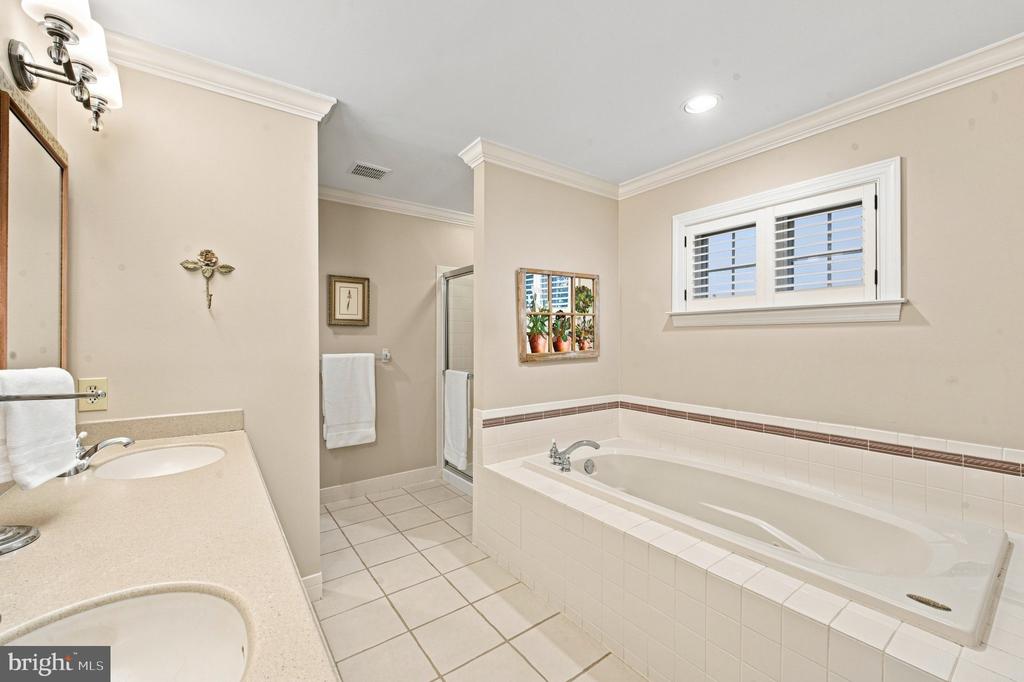 501 MAHONEY DRIVE