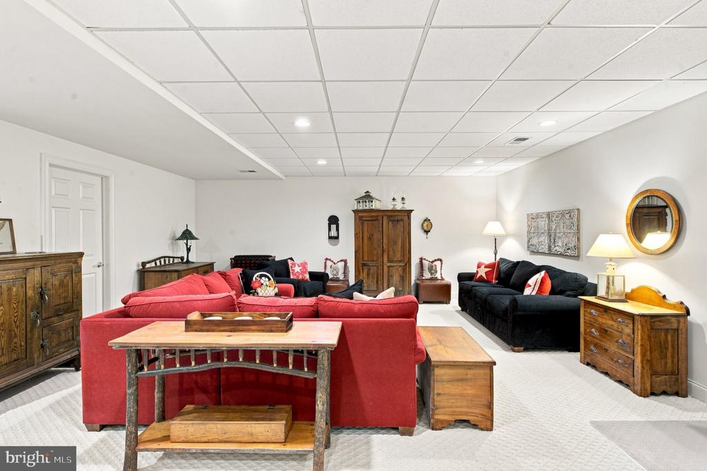 501 MAHONEY DRIVE