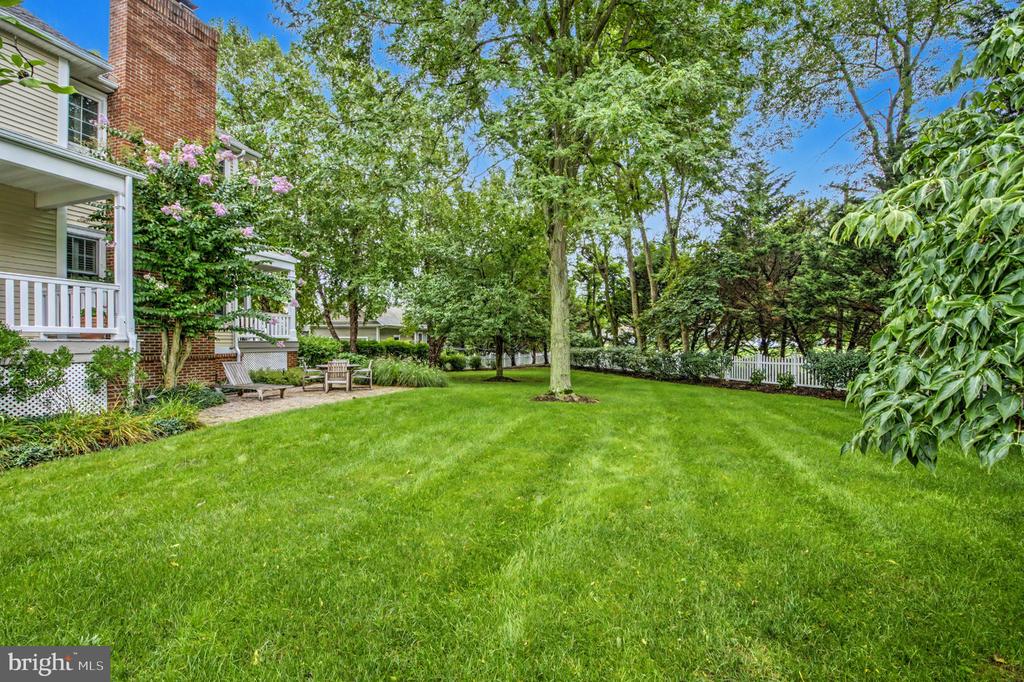501 MAHONEY DRIVE