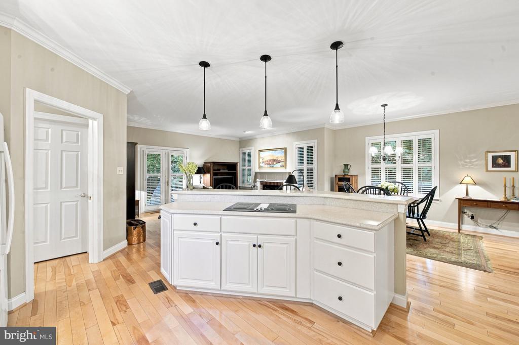 501 MAHONEY DRIVE