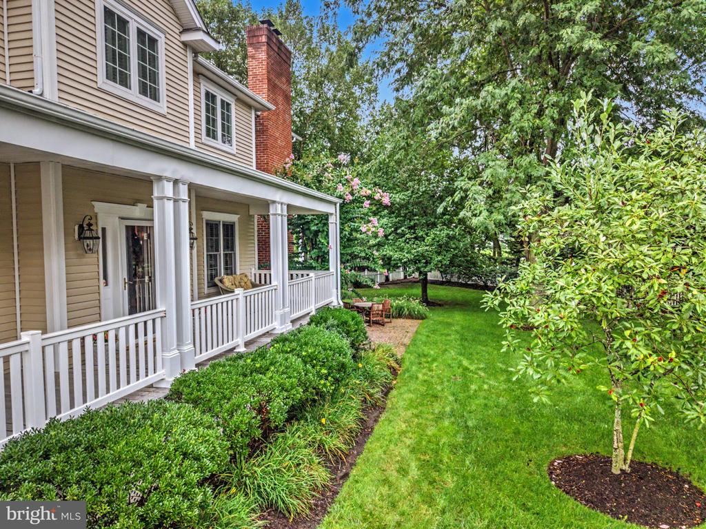 501 MAHONEY DRIVE