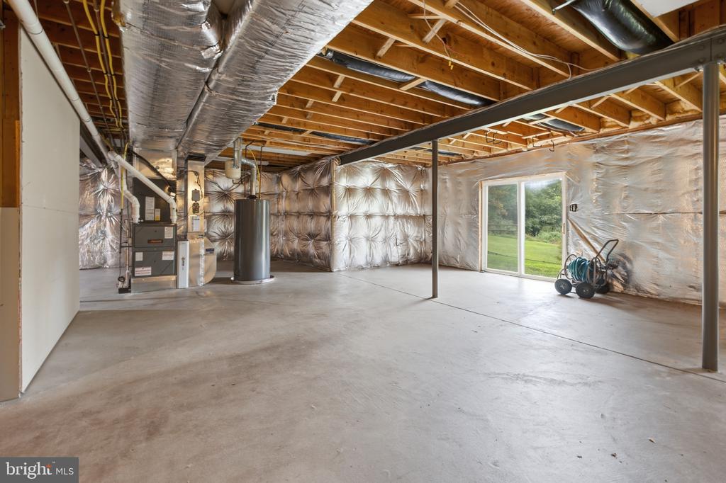 1222 INDIAN TRAIL DRIVE
