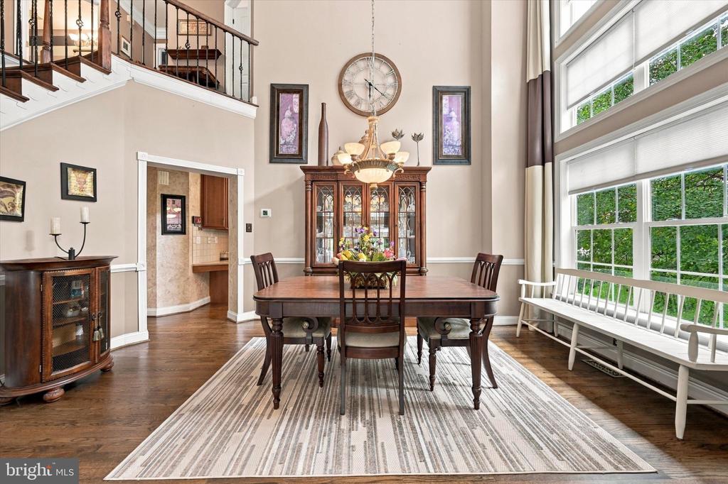20 OAKBROOK COURT