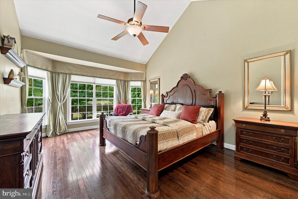 20 OAKBROOK COURT