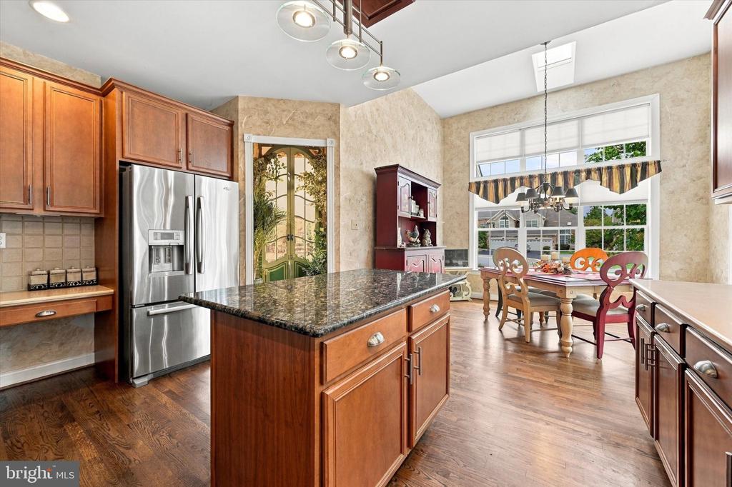 20 OAKBROOK COURT