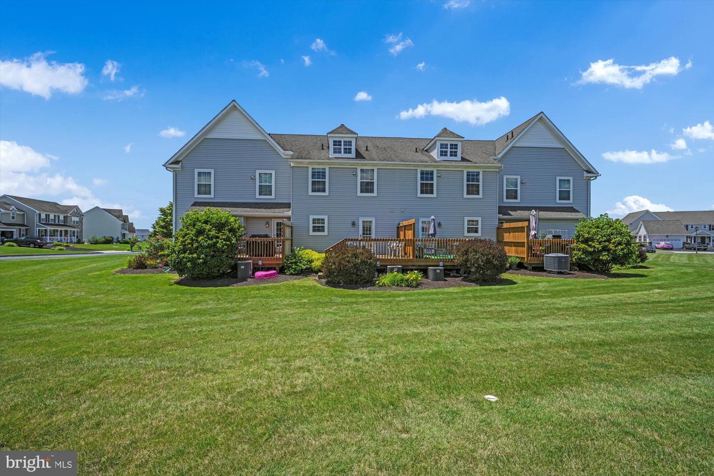 1955 Preserve Ln