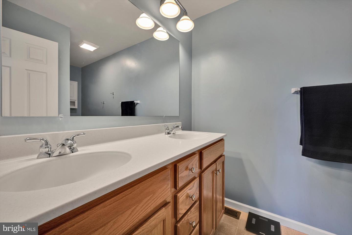 1955 Preserve Ln