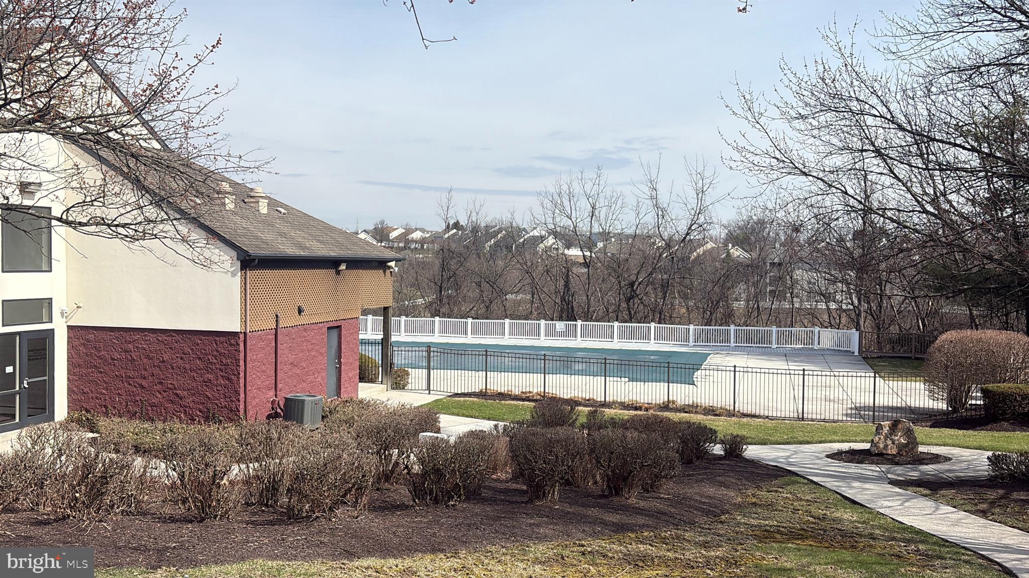 6106 SPRING KNOLL DRIVE