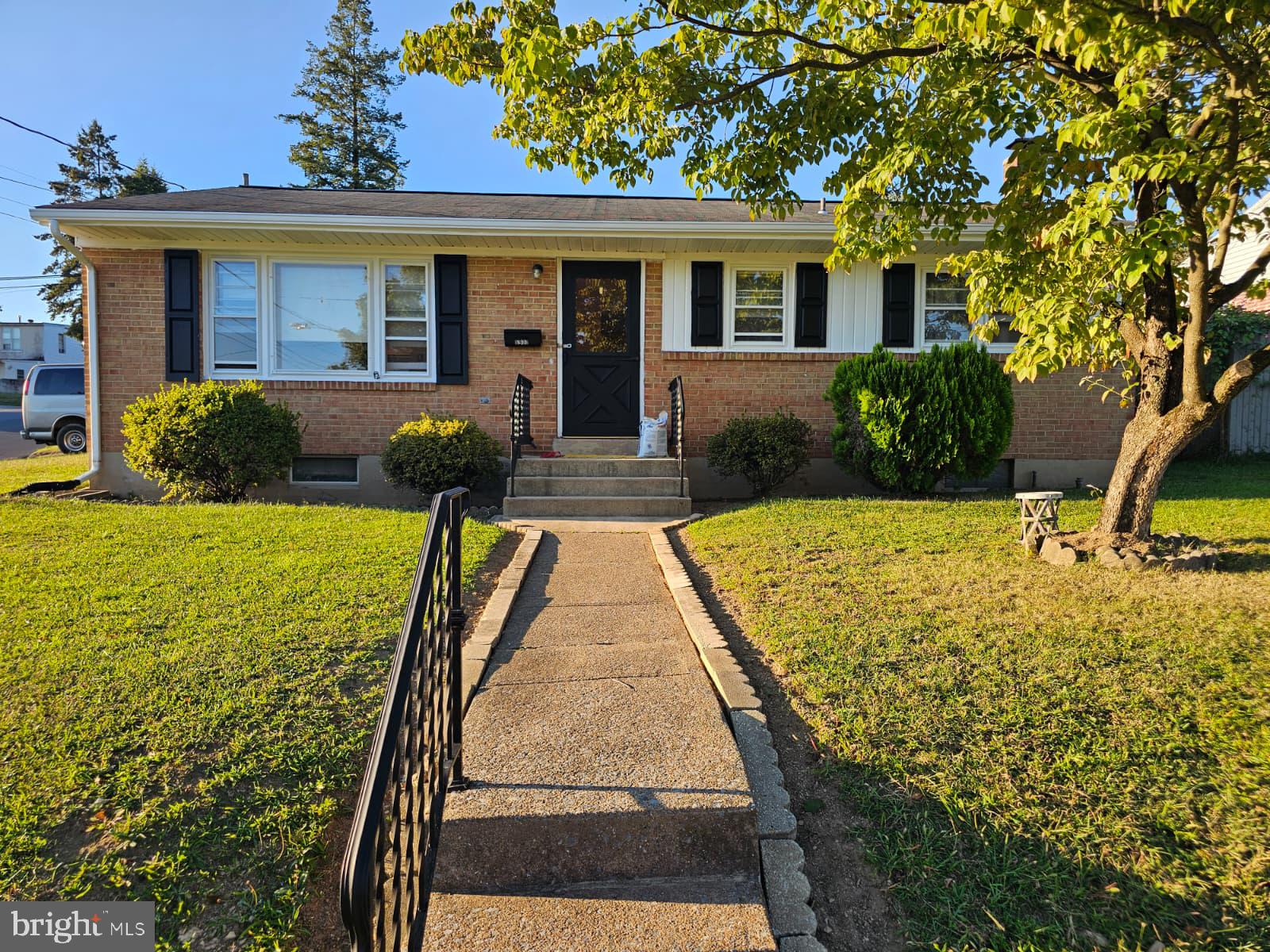 6900 HUNTINGDON STREET