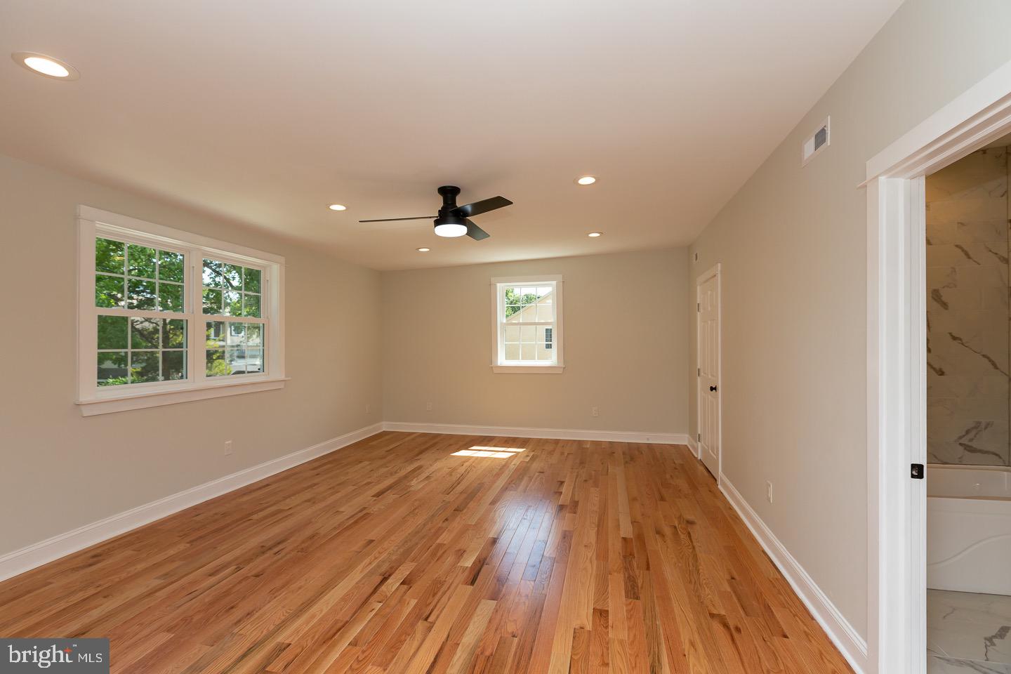 1215 Edgewood Rd