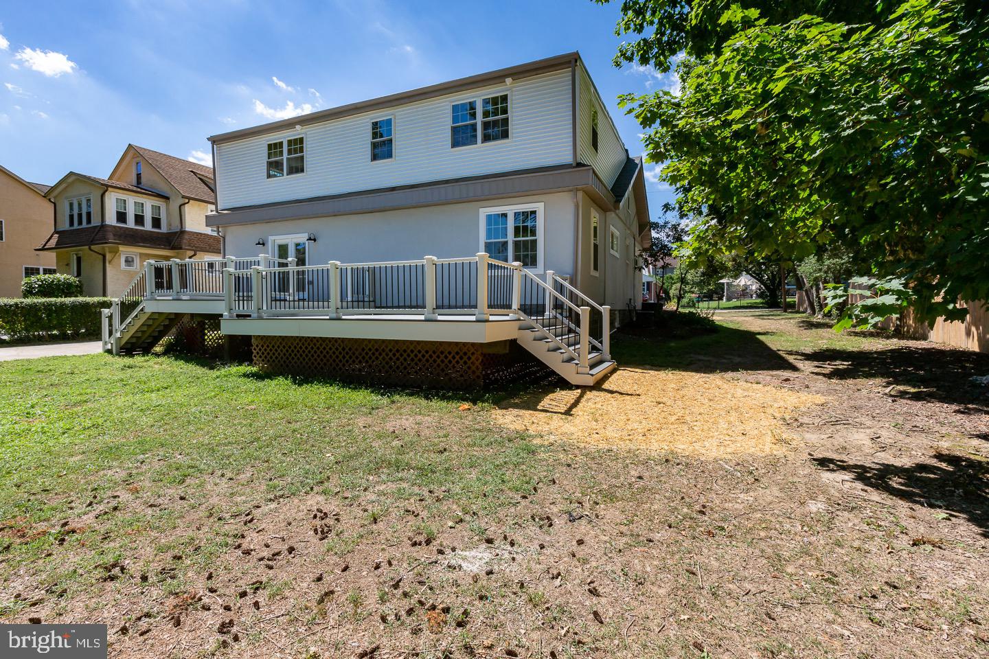 1215 Edgewood Rd