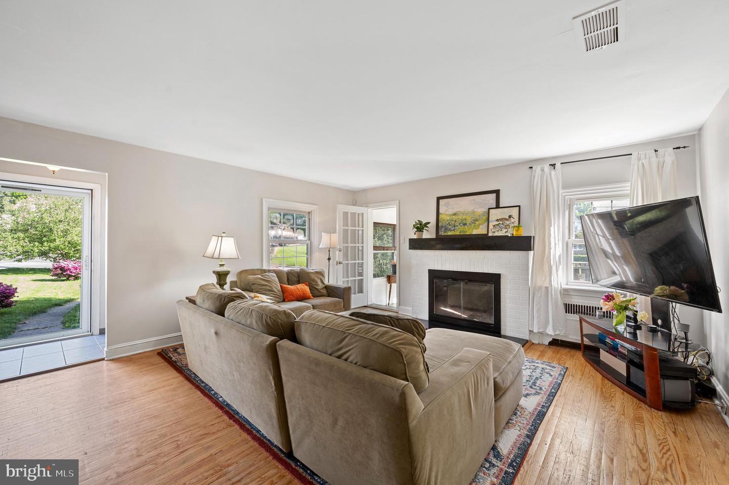 2201 Haverford Rd