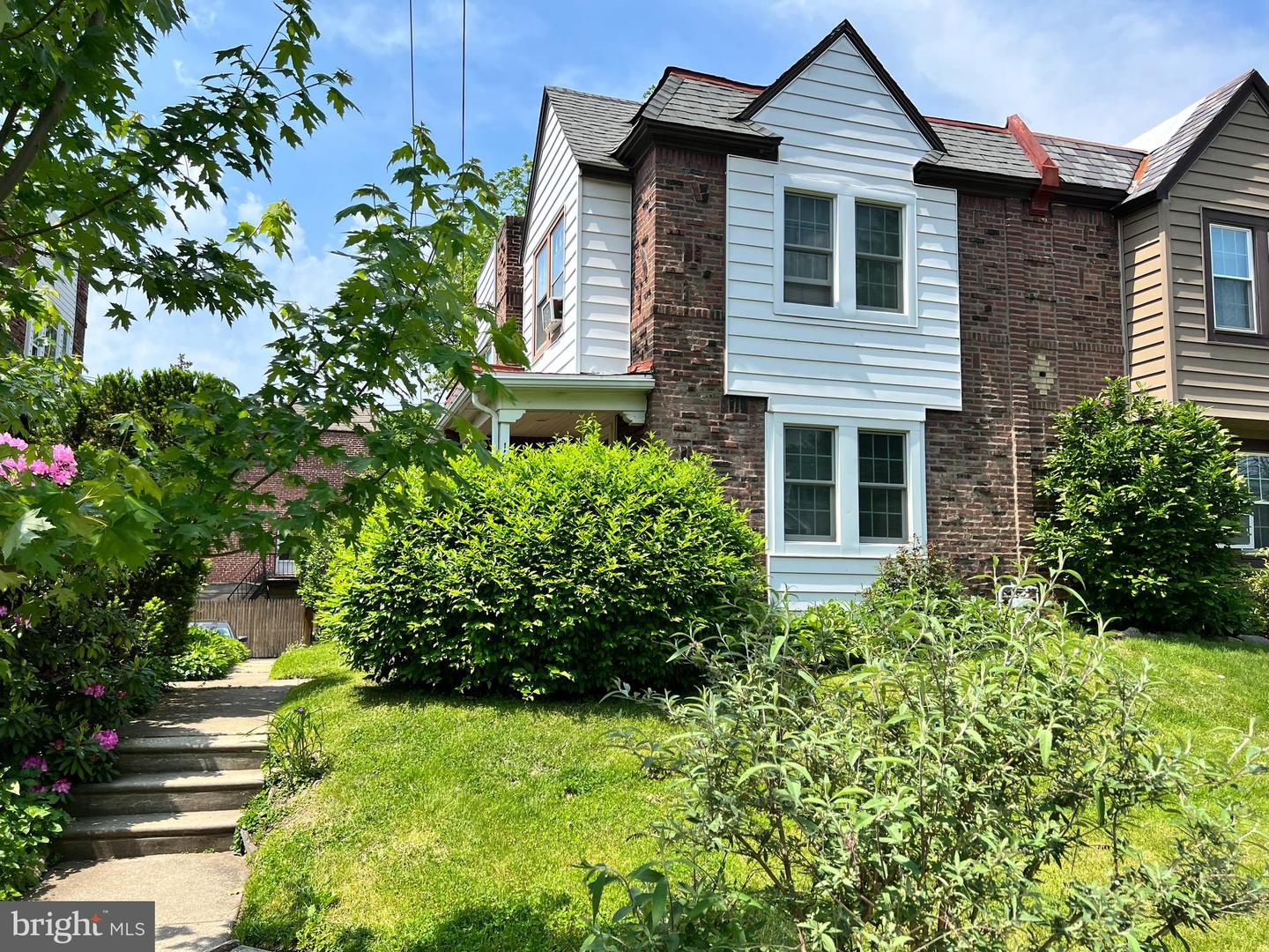 180 Windermere Ave