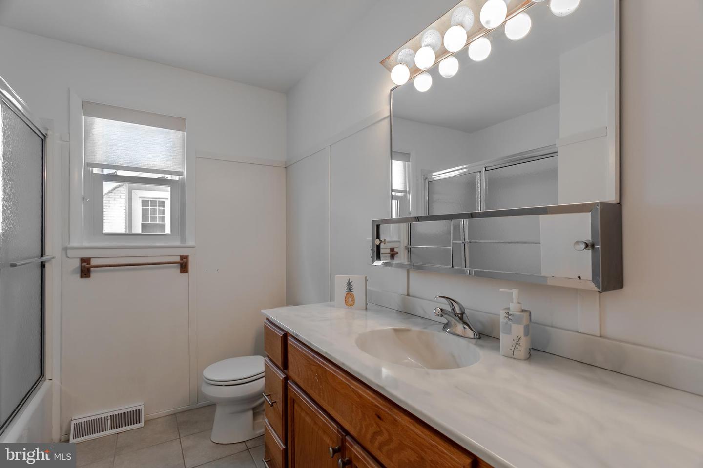 29 Strathmore Rd