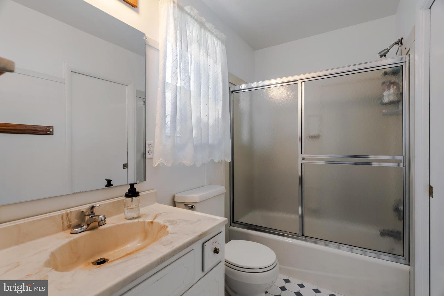 29 Strathmore Rd