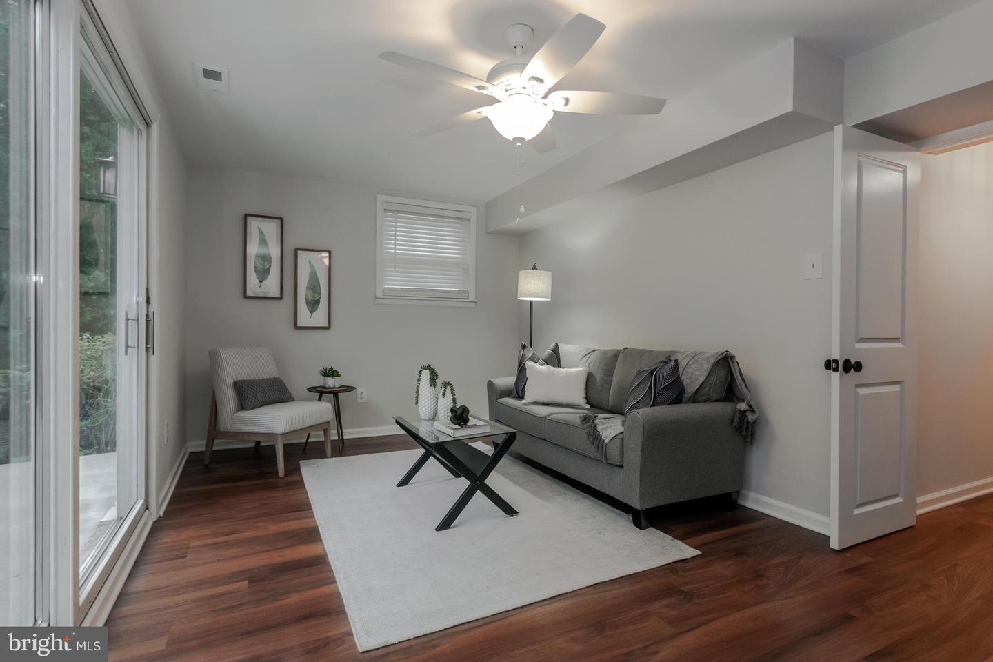 2217 Winding Way
