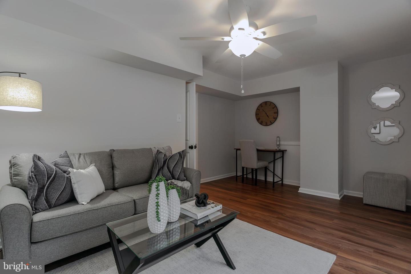 2217 Winding Way