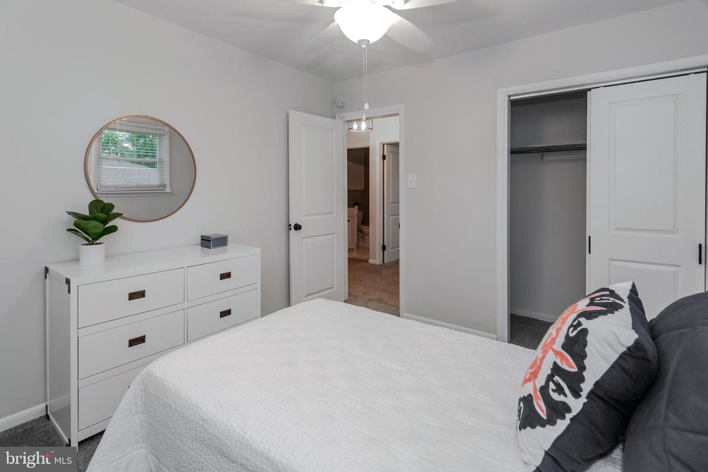 2217 Winding Way