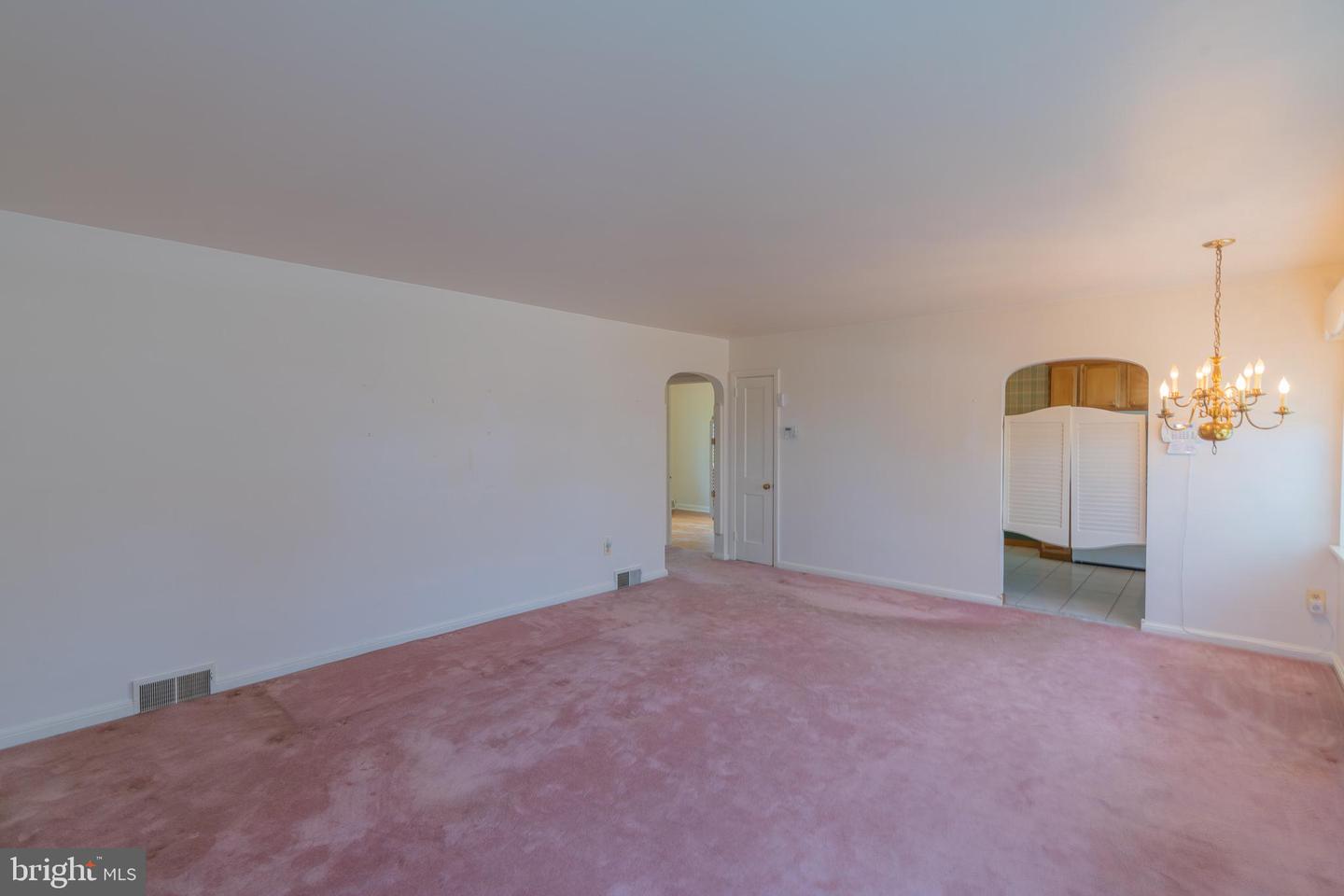 115 Locust St
