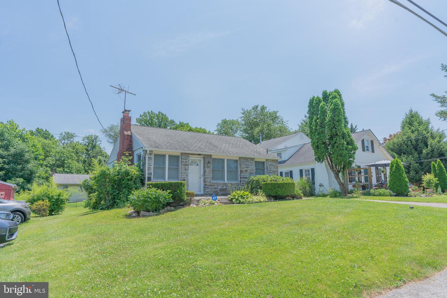 115 Locust St